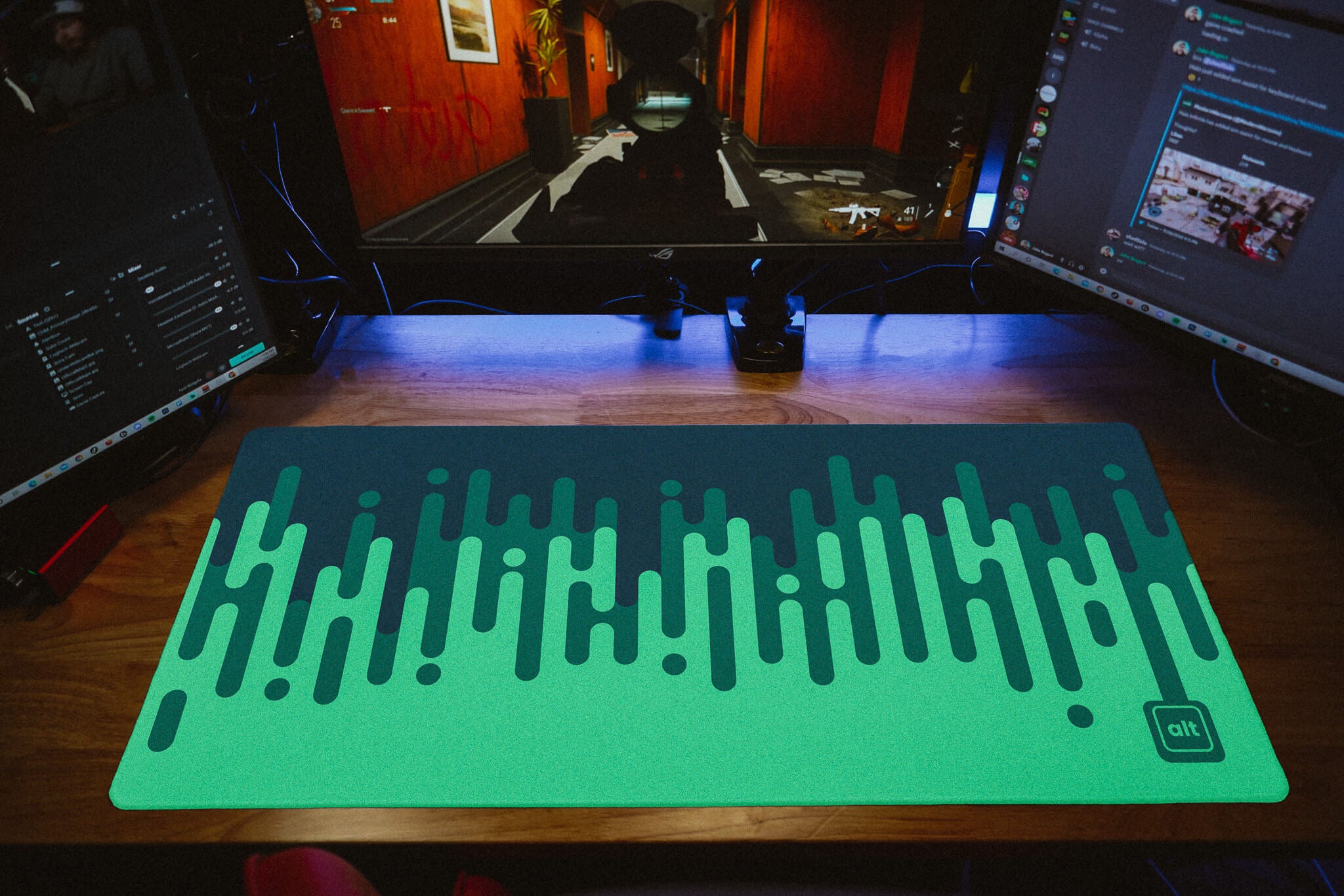 Linear Waves Forest Mousepad