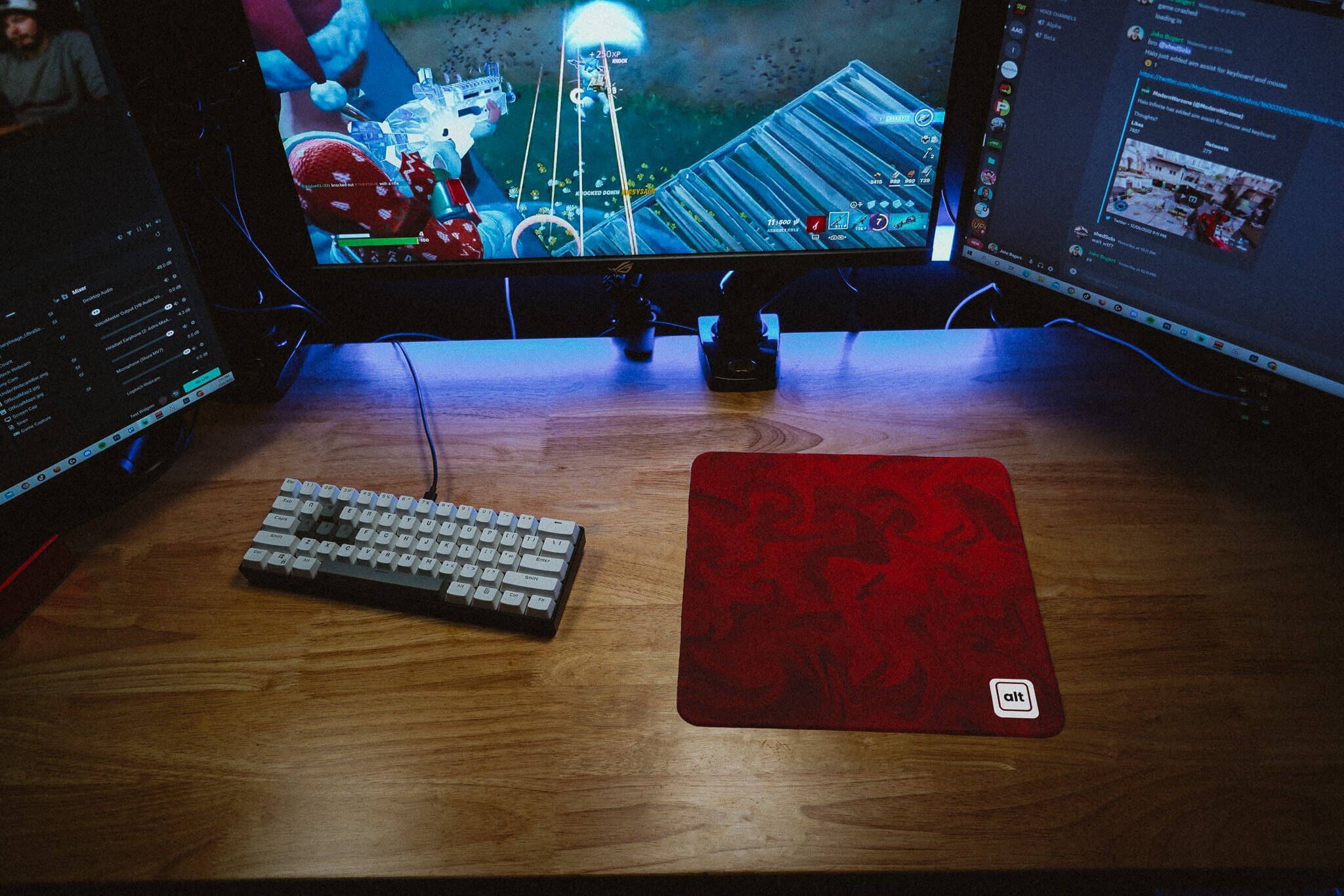 Red Liquify Mousepad