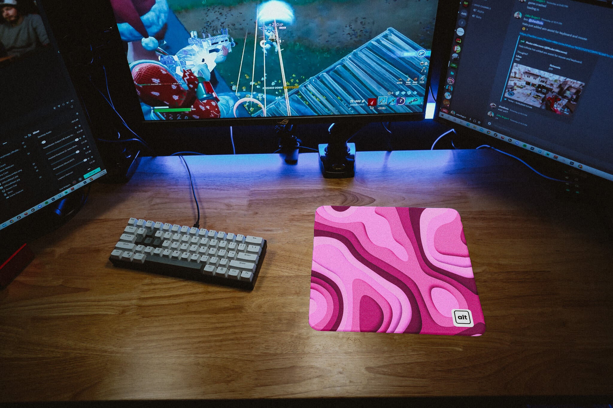 Topo Hot Pink Mousepad